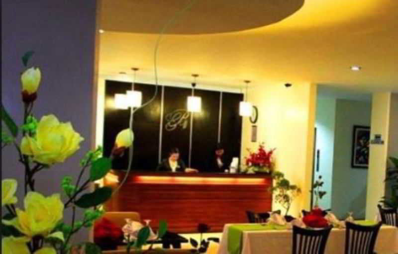 El Bajada Hotel Davao City Exteriör bild